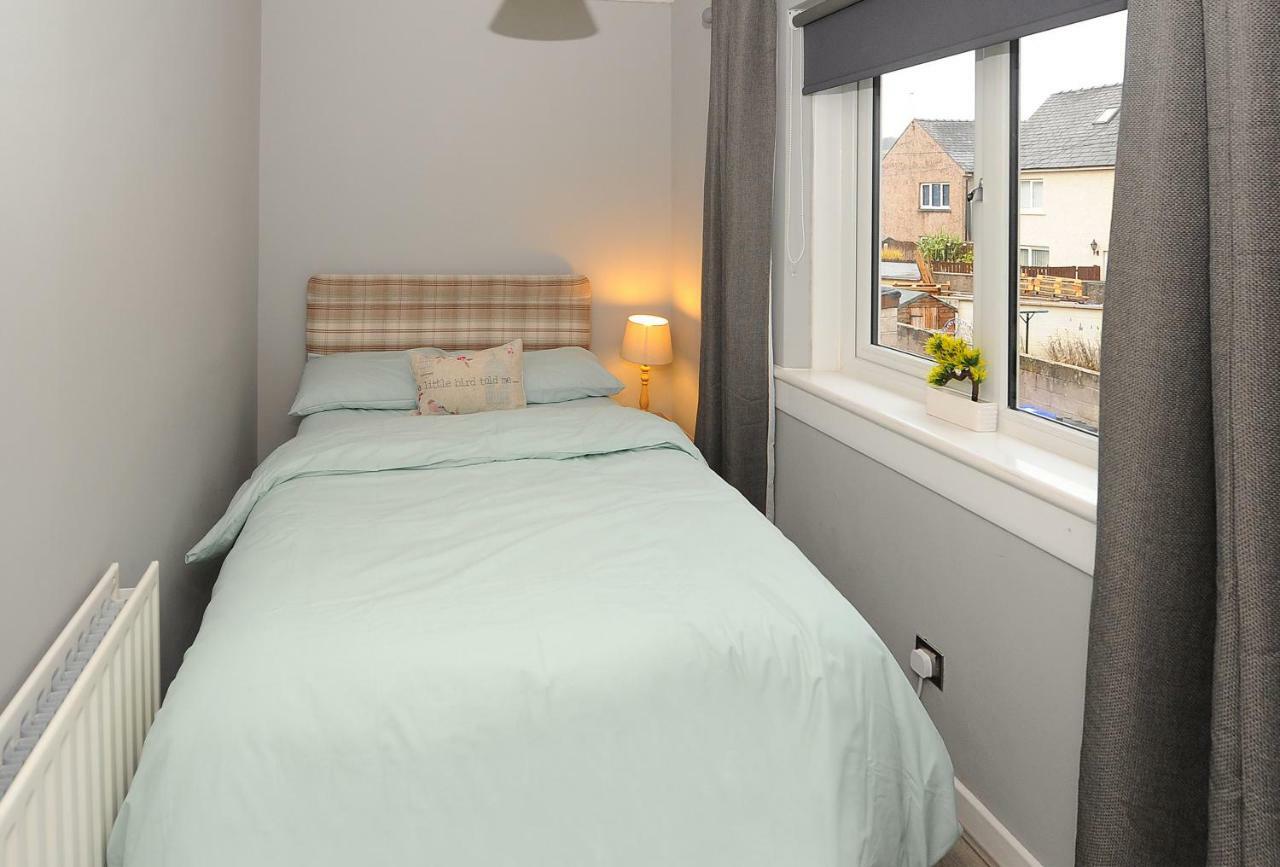 Spacious 3 Bedroom House Stirling
